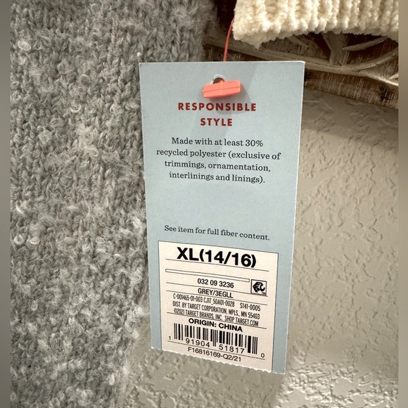 Cat & Jack Gray and Cream Sweater Dress- size Girls XL(14/16) - Picture 6 of 8